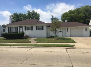 22025 David Ave, Eastpointe, MI 48021