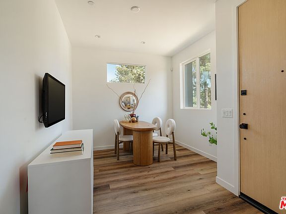4th image of 3868 N Riley Ln