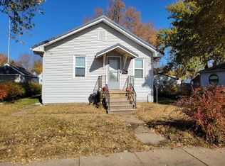 652 Conger St, Waterloo, IA 50703