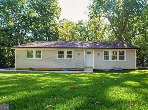 4150 Barrett Pl, Indian Head, MD 20640