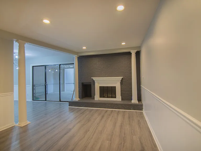 7908 Horse Chestnut Ln #7908 — Photo 3
