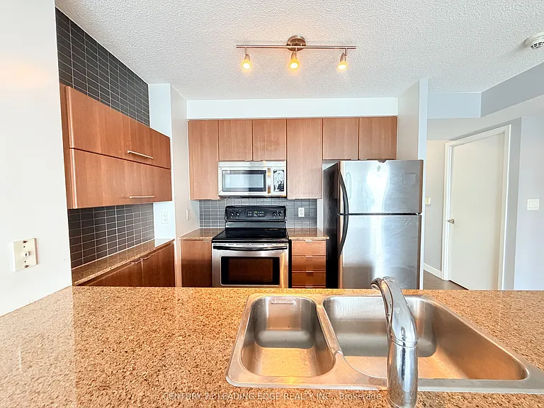11 Brunel Ct #1501 — Photo 8