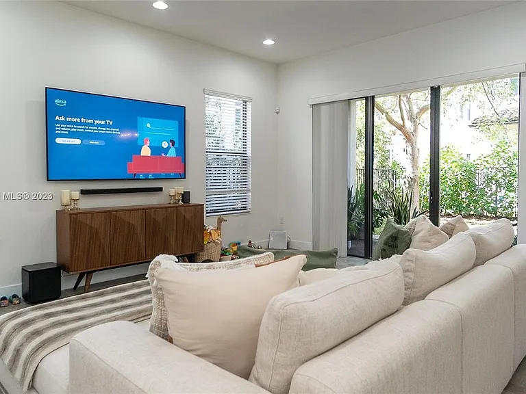 9794 W 34th Ct — Photo 30