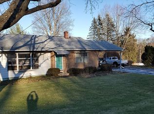 90 Mohawk Dr, Wallingford, CT 06492