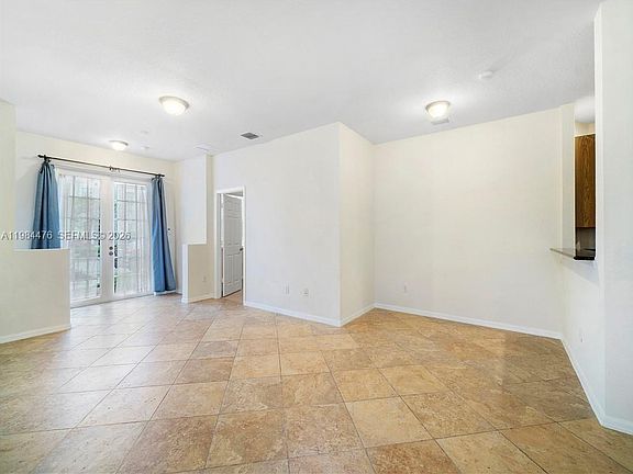 2nd image of 5866 Hampton Hills Blvd #5866
