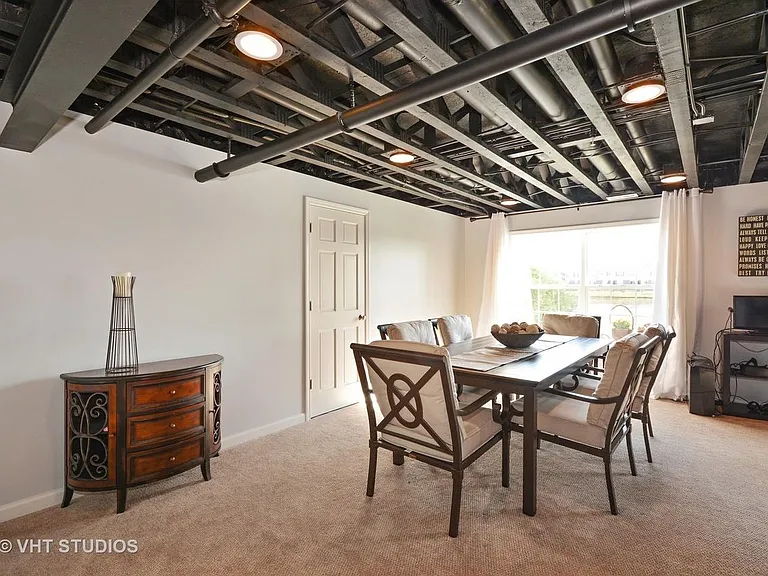 2946 Henley Ln — Photo 21
