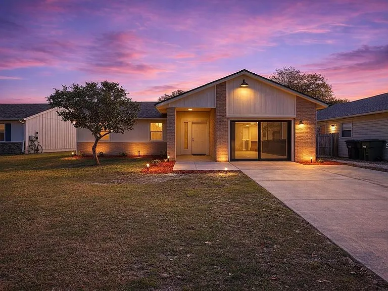 2843 Calico Ct — Photo 2
