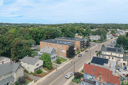 1037 River St Photo 1
