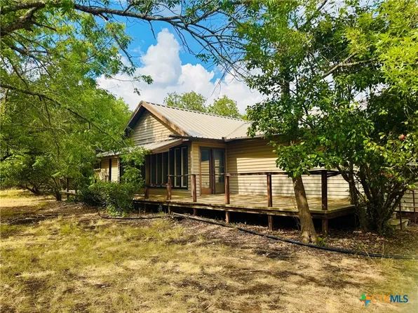 823 Mountain Rd, Gatesville, TX 76528