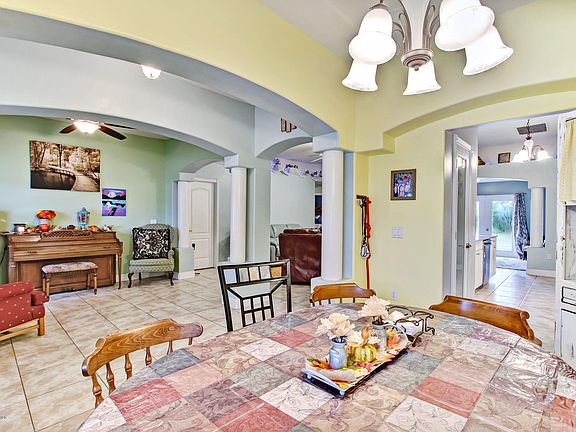 5th image of 4036 Foothill Dr