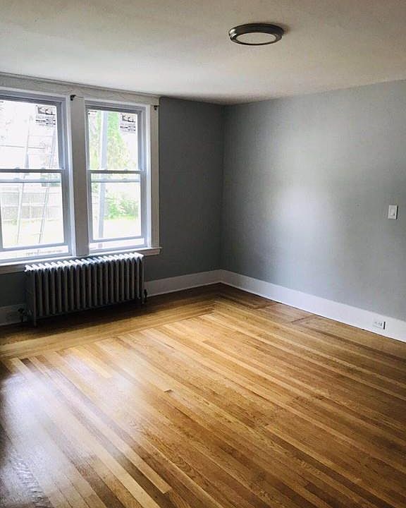 2nd image of 68 Beach St APT 2