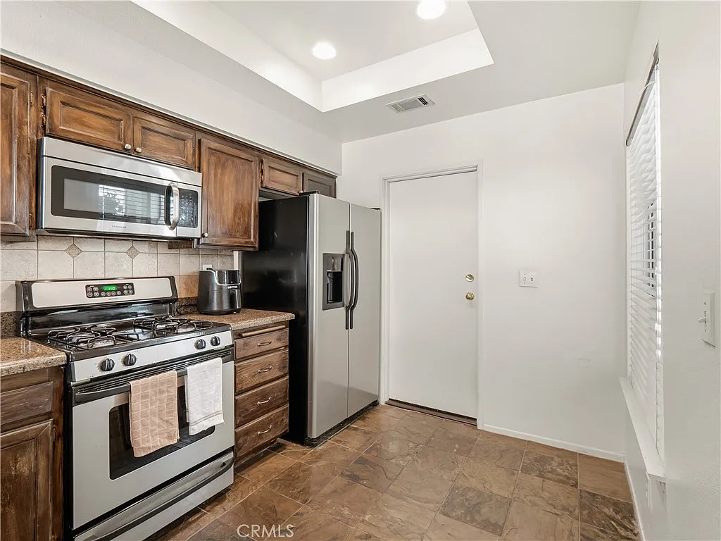 2 bed, 1212 sqft, $3,150 — Photo 4