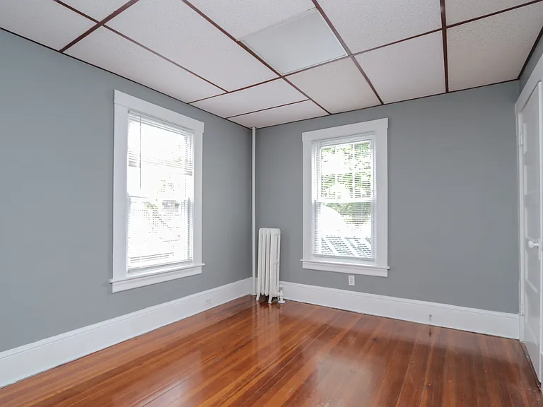 8 Ivy Ave #1 — Photo 35