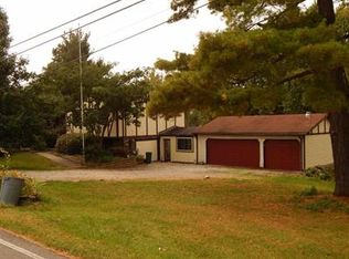 702 W Evergreen Rd, Evansville, IN 47710