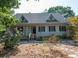1329 N 9th St, Neodesha, KS 66757