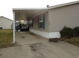 334 Edinborough St, Temperance, MI