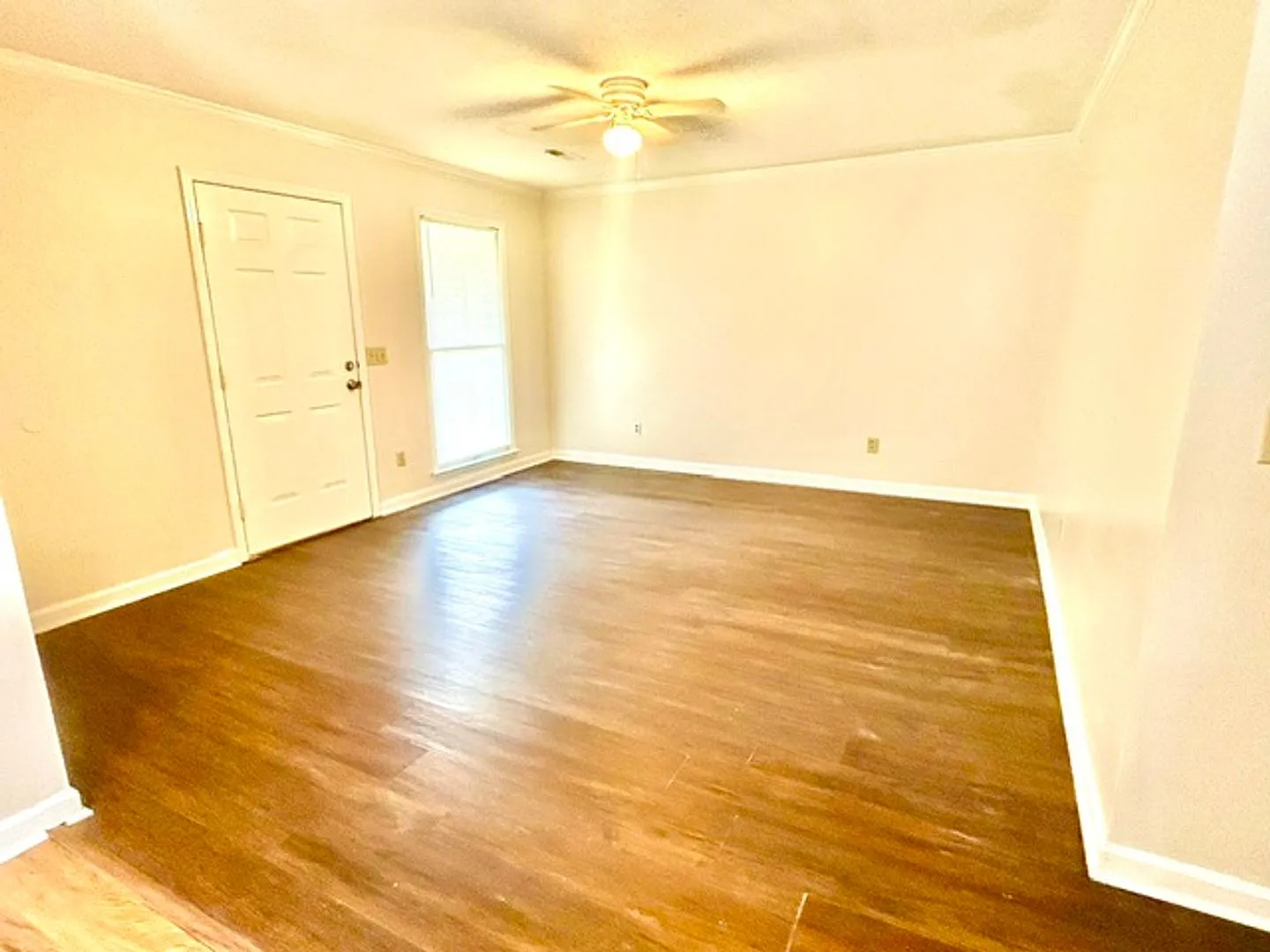 4425 Torrance Drive — Photo 2