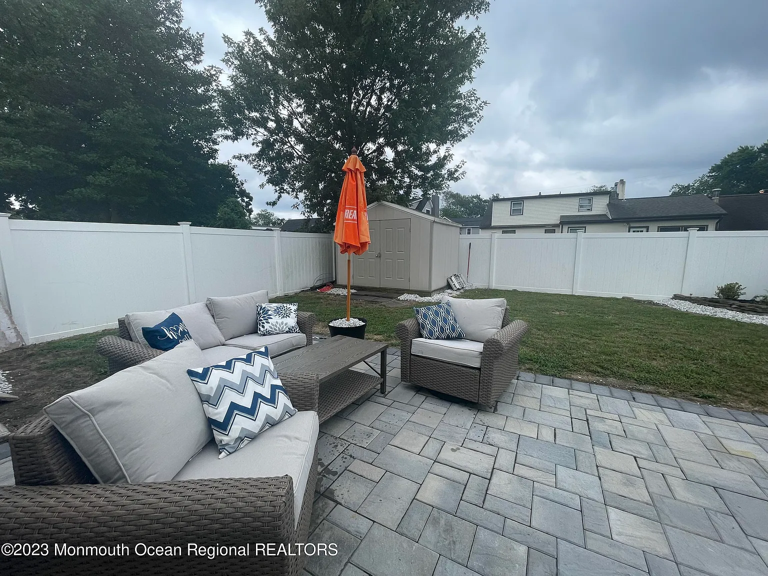 3 bed, 1.5 bath, 1056 sqft, $3,000 — Photo 2