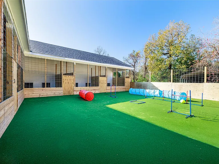 12826 Hill Dr — Photo 21