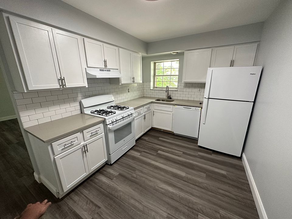 1st image of 908 Erdner Ave APT 6
