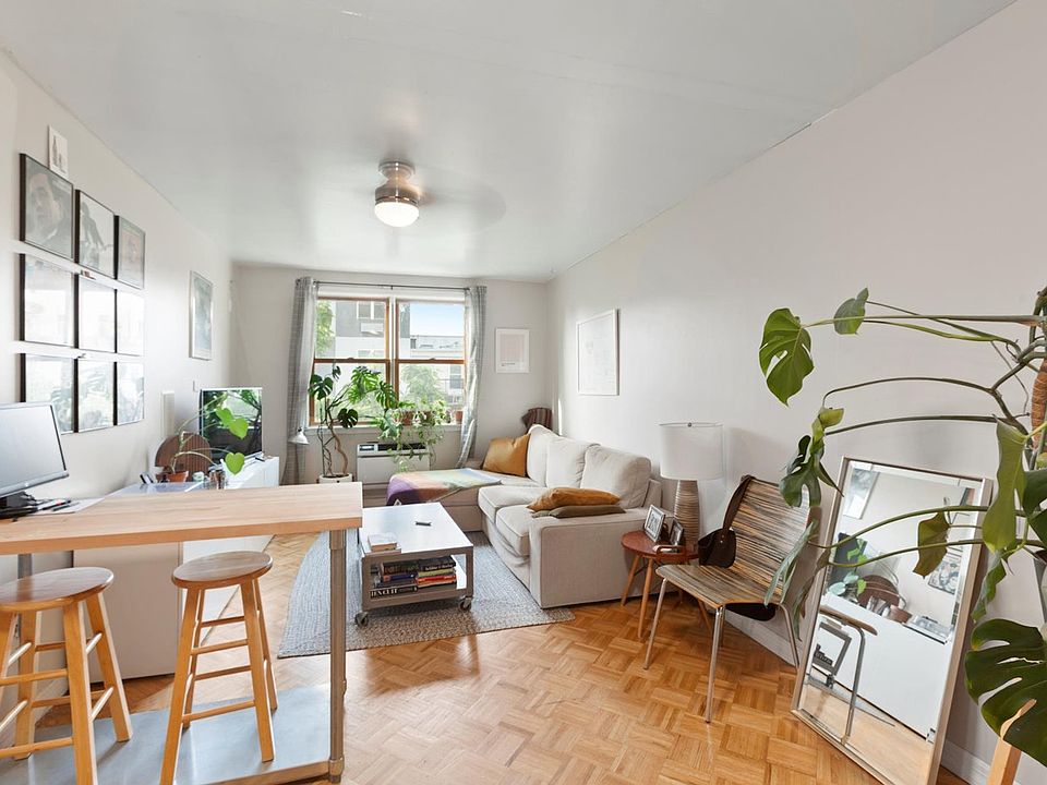 1st image of 25 Meserole St APT 4R