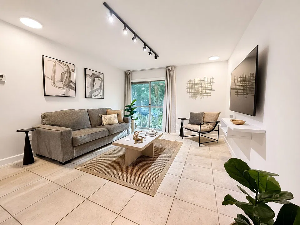 1700 SW 16th Ct #ID1622247P