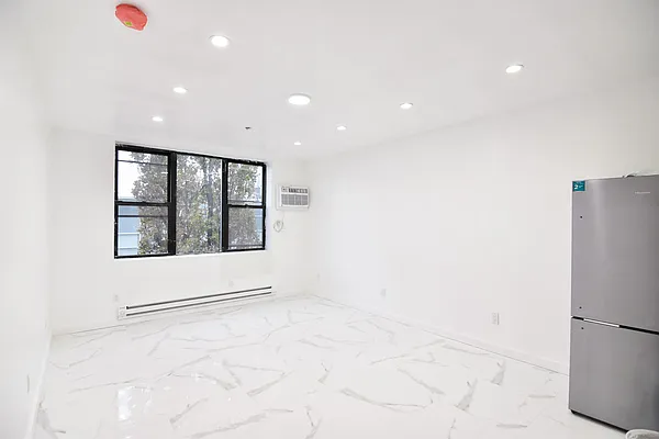 Rented by The Agency | media 1