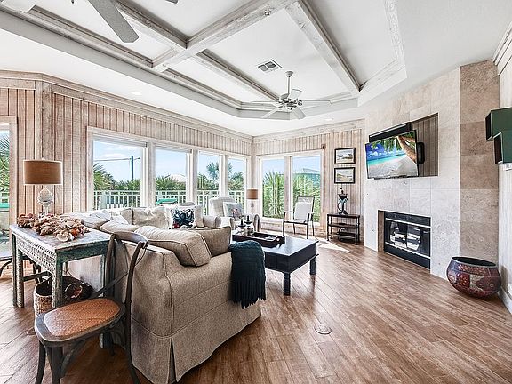 Travertine Surround Gas FP
