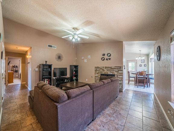 5th image of 7532 Luz De Lumbre Ave