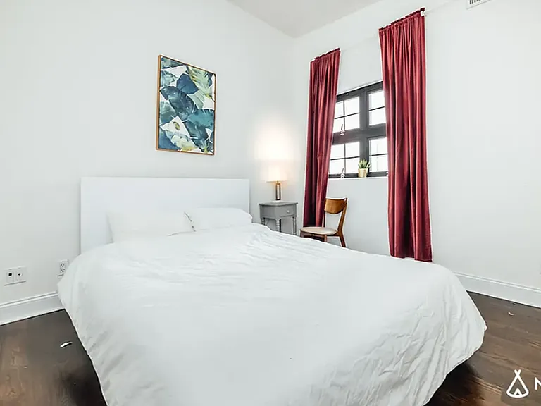 471 Keap St #1R — Photo 12