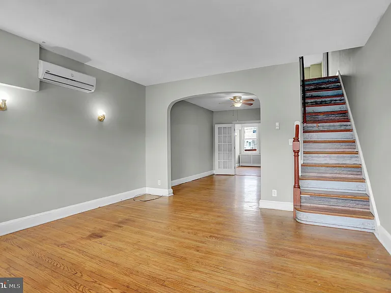 434 Folcroft St #A — Photo 14
