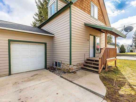 2nd image of 104 N Colville Rd