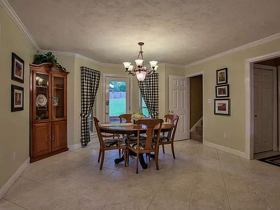5th image of 4503 Thaxton Ct
