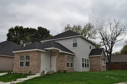 119 Bateman St Photo 1