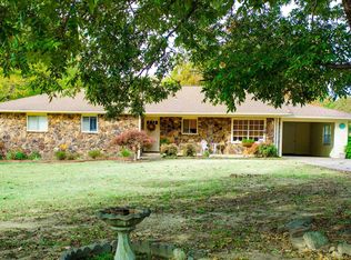 5617 Crowleys Ridge Rd, Jonesboro, AR 72404