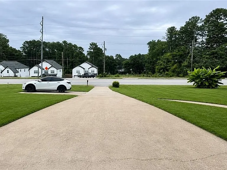 886 Killian Hill Rd — Photo 23
