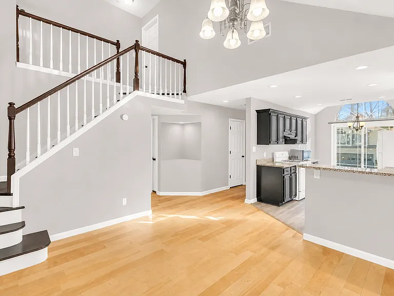 1264 Watercrest Cir — Photo 24