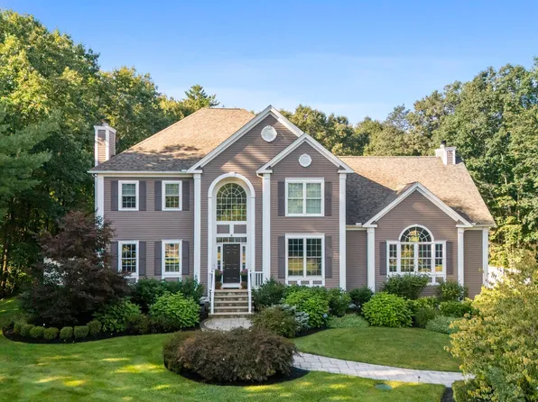 6 Bishop Ln, Middleton, MA 01949