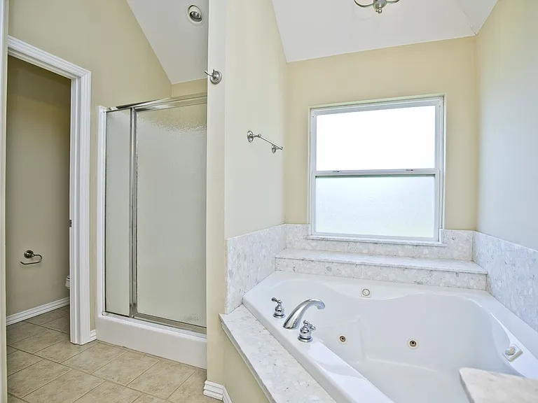 1250 Torbay Trce — Photo 20