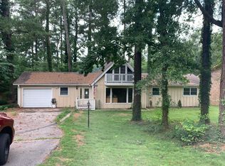 2588 Lake Capri Dr, Conyers, GA