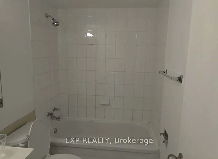 320 Dixon Rd #816 — Photo 17