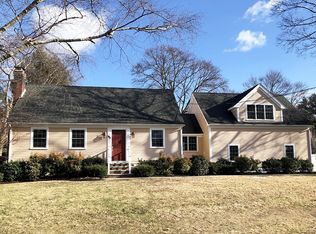 66 Southfield Cir, Concord, MA 01742