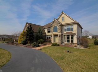 7021 Windy Ct, Orefield, PA 18069
