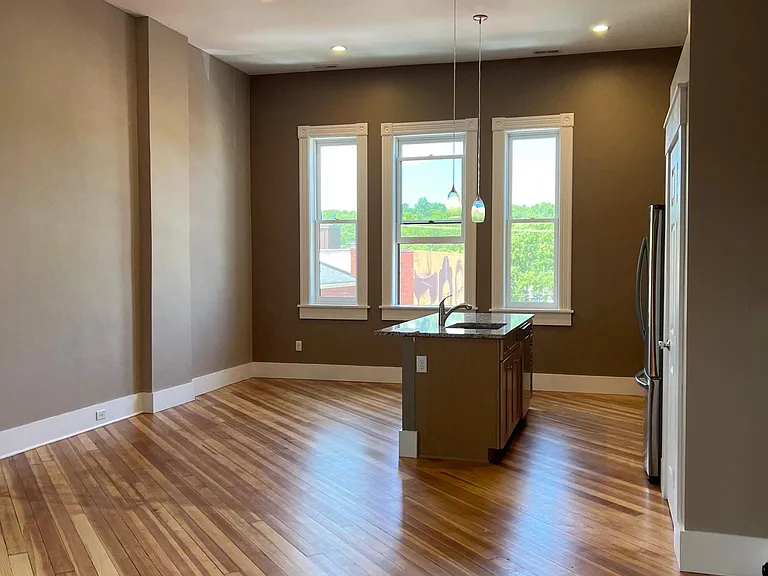 28 S Main St #301 — Photo 10