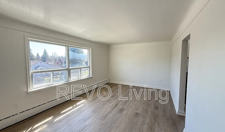 6911 Barker St #6 — Photo 1