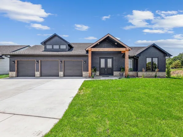 2807 E Sunnyslope St, Wichita, KS 67219