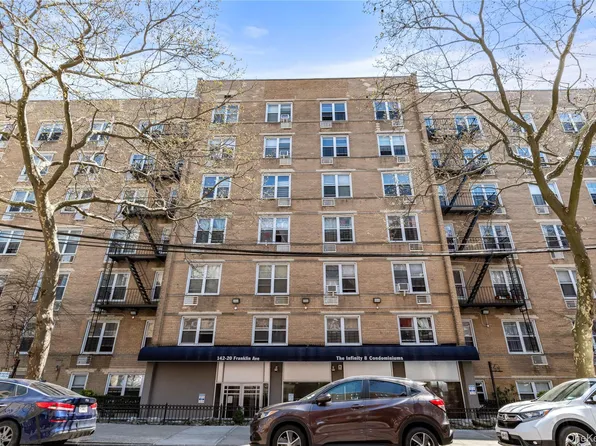 14220 Franklin Avenue #3A, Flushing, NY 11355