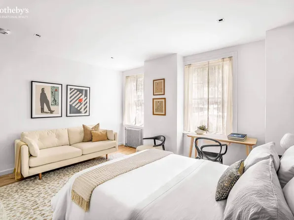 299 West 12th Street 1A image 2 of 9