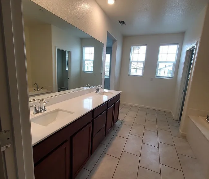 2445 Buzz Aldrin Way — Photo 26