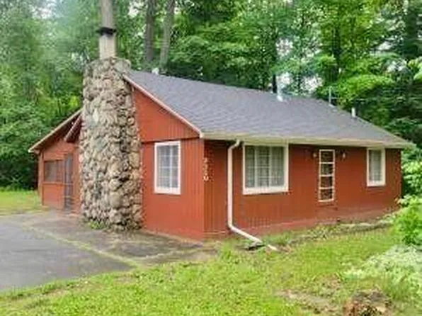 2331 Greenwood Rd, Lupton, MI 48635